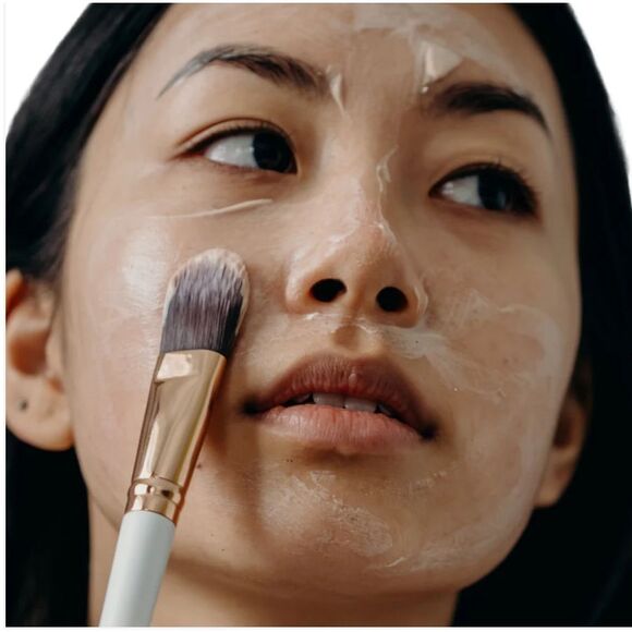 NIB Georgette Klinger All Skin Type Tinted Vitamin C Mask - 1.7 oz  ***Item: C13 - Picture 3 of 3